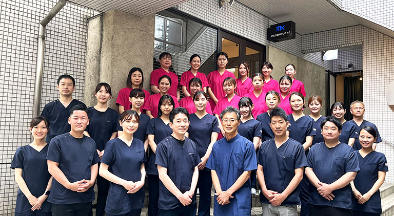 皆様のお口の健康を守るスタッフです